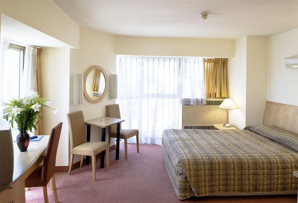 Hotel Roxon Urban Ramat Gan Extérieur photo